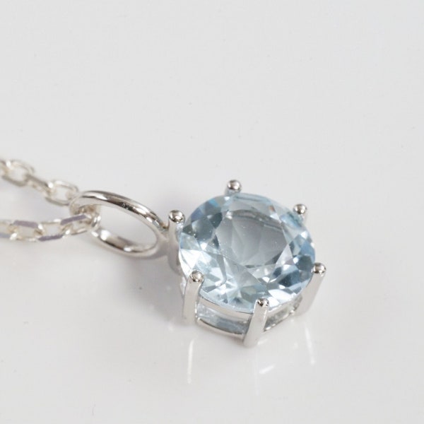 Collier topaze bleu naturelle, avec un pendentif en argent 925, bijou pour femme.