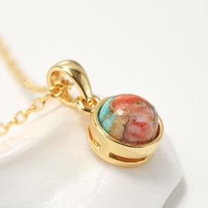 Turquoise spiny oyster cabochon necklace, Gold pendant and chain, Minimalist jewelry for women and original birthday gift.