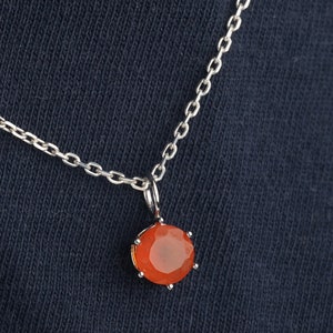 Natural cut carnelian pendant necklace, pendant and chain in 925 silver.