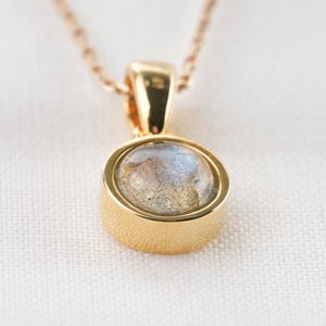Natural labradorite necklace in gold cabochon, minimalist jewelry for women