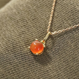 Natural cabochon carnelian necklace, 14 carat gold jewel.