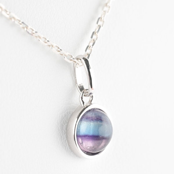 Natural fluorite necklace with minimalist pendant and a 925/1000 silver chain