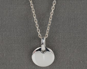 Silver round layering necklace, minimalist m&m's shape stackable pendant for women necklace.
