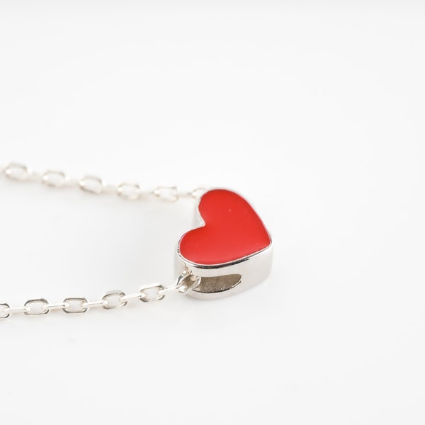 Collier pendentif coeur rouge (émail à chaud) en argent, jolie cadeau minimaliste pour elle.