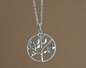 Tree of life necklace with pendant and chain in 925/1000 silver, jewel for women.