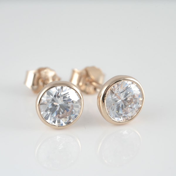 Orecchini con diamanti finti rotondi, 3mm, 4mm, 5mm e 6mm, piccoli orecchini placcati oro o orecchini ipoallergenici.