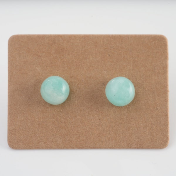 Amazonite natural stone cabochon earring, in silver. Simple and minimalist jewelry for women.