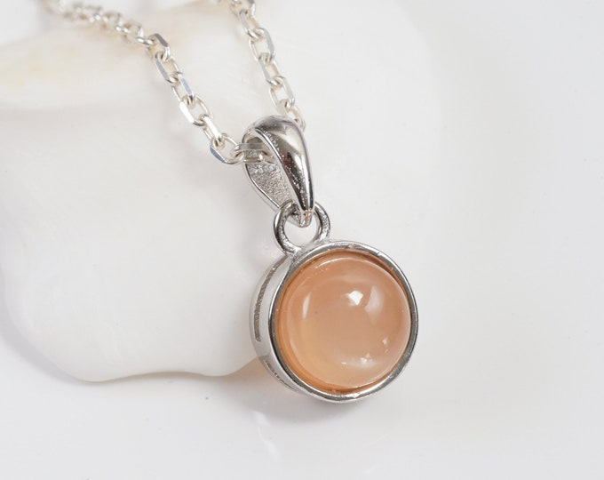 Peach Moonstone Single Pendant Necklace