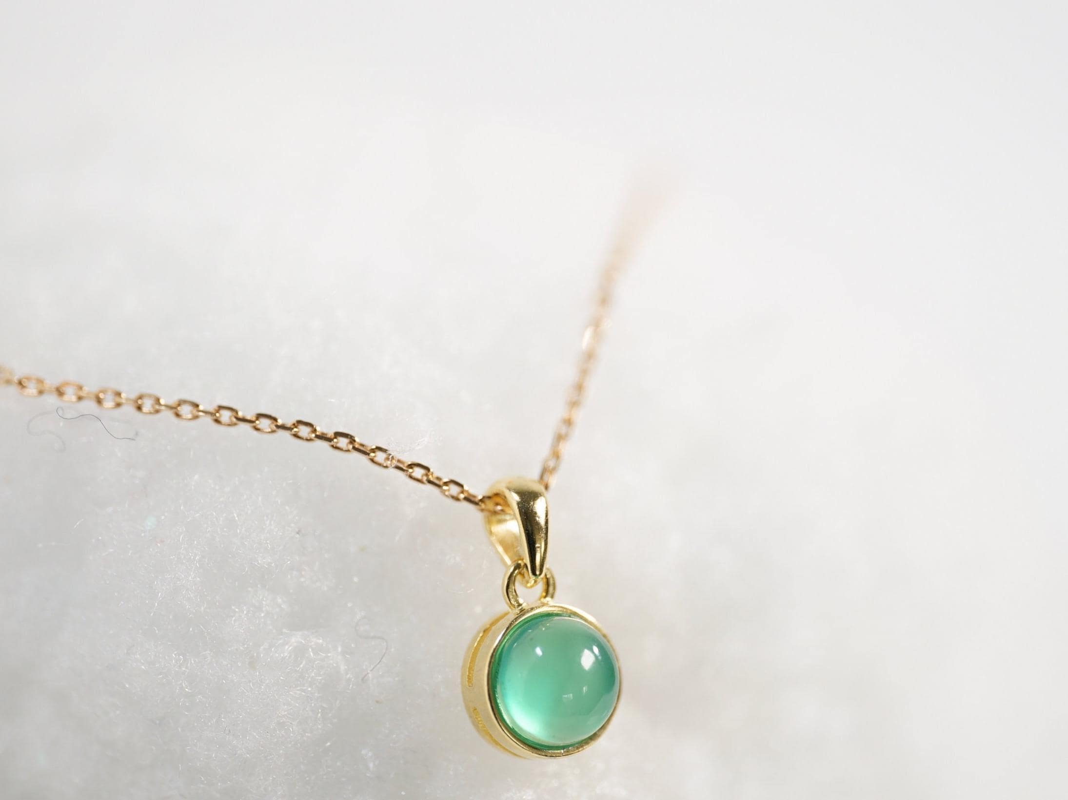 Ciondolo con pietra preziosa di onice verde, argento sterling 925, gioielli fatti a mano - Italia Ciondolo con pietra preziosa di onice verde, argento sterling 925, gioielli fatti a mano - Italia