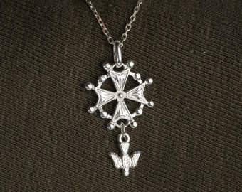 Huguenot cross pendant in silver (protestant cross from the south of France).