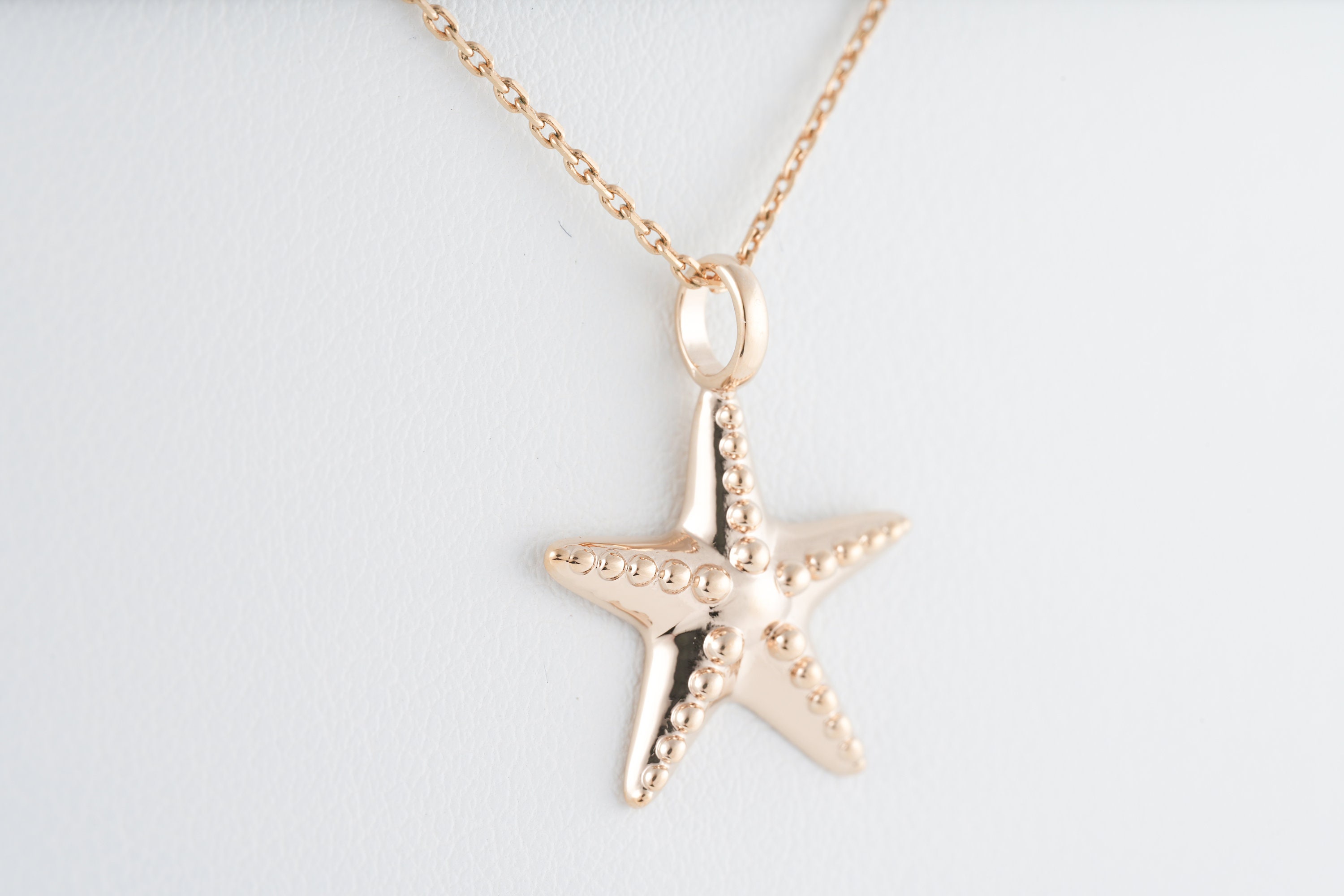 Collana con ciondolo a forma di stella marina in oro 18 carati Gioielli da spiaggia in vendita su Italia | collana da spiaggia