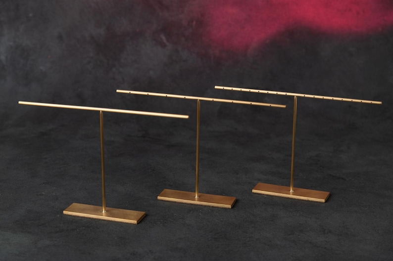 Carol - Suporte para Brincos em Latão Maciço para Vários Pares – Organizador de Joias Minimalista para Boutiques, Designers de Joias e Decoração Doméstica imagem 8