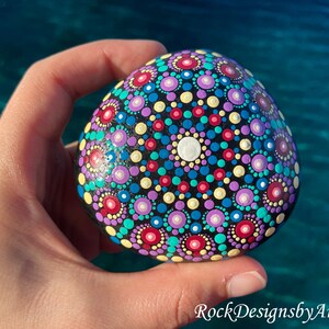Painted Mandala Rock | Rock Art | Dot Rocks | Dot Art | Dot Painting | Rock Painting | Painted Rocks | Mandala Stone | Mandala Home Decor