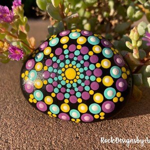 Painted Mandala Stone | Rock Art | Painted Rocks | Dot Mandala | Dot Art | Dot Rocks | Mandala Stones | Stone Painting | Small Painted Stone