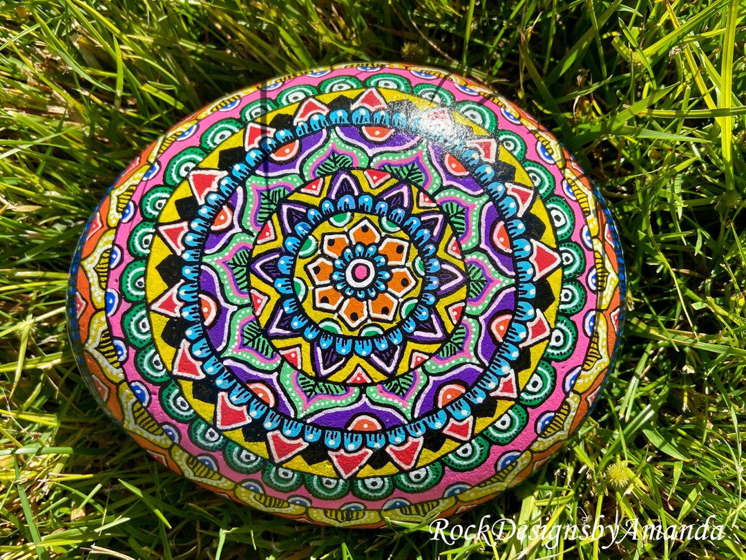 Large Painted Mandala Stone | Painted Rocks | Mandala Design | Mandala ...