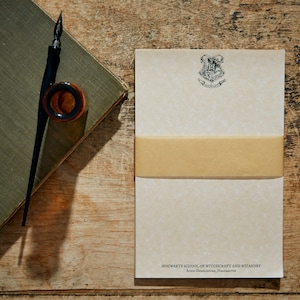 Cancelleria del mago / Cancelleria personalizzata / Note del mago / Note vuote / Regalo magico / Lettere magiche / Stemma della casa / Carta vintage