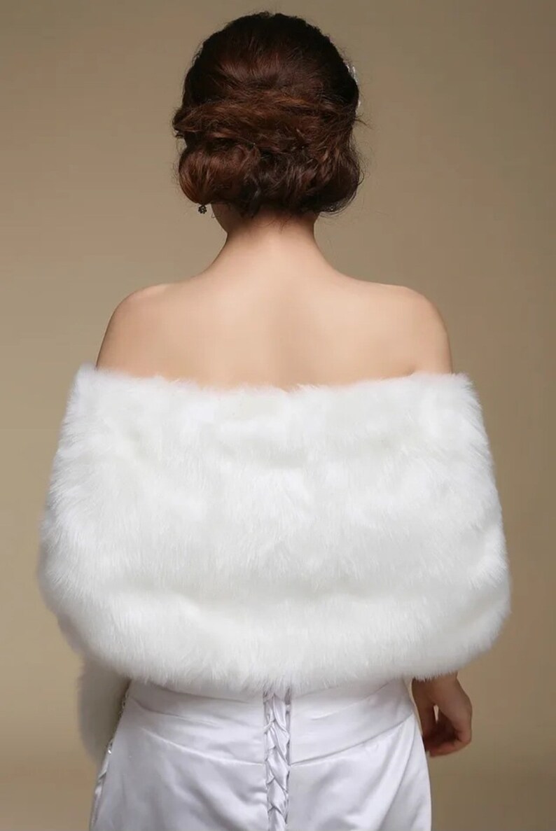 White Faux Fur Bridal Wrap, Faux Fur Bridal Bolero, Wedding Jacket Bridal Shawl image 2