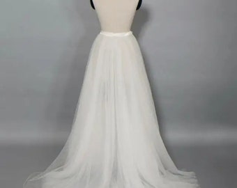 Plus Size White Bridal Detachable Train, Detachable overskirt, Bride Wedding Skirt, Photoshoot Tulle Skirt 4 Layers