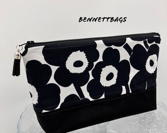 Large Cosmetic Bag Marimekko Lover Travel Bag Accessory Bag Zipper Pouch Mother's Day Gift Makeup Organizer Toiletry Bag Storage Pouch