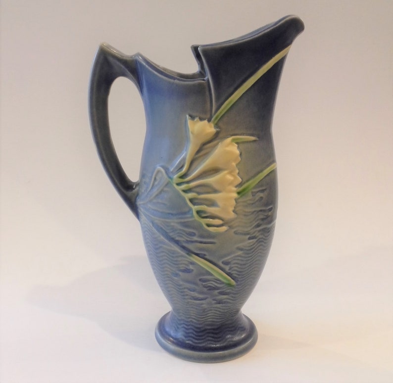 Rare Vintage Roseville Pottery Blue Freesia Model 2010 Ewer or Pitcher
