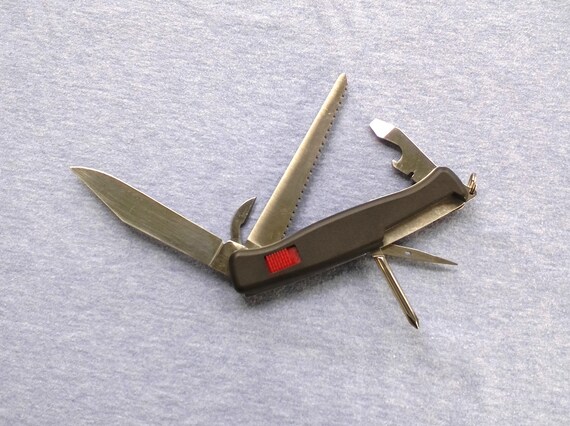 Vintage Wenger Swiss Army Ranger 06 Mountaineer Multi-tool