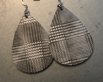 Silver Teardrop earrings