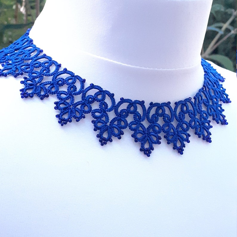 frivolity necklace and pearls