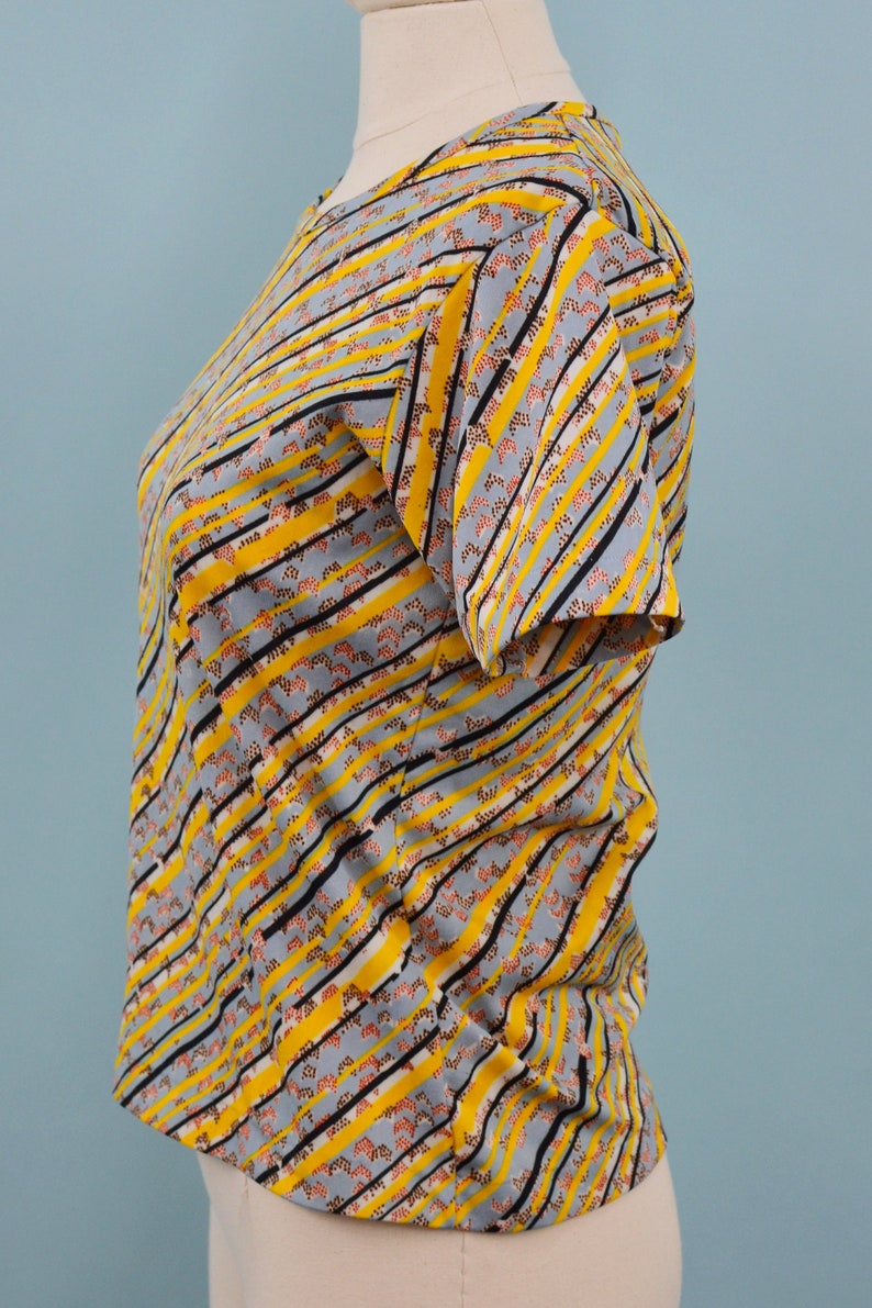 1970s Yellow & Gray Polyester Shirt, Vintage Geometric Design, Bohemian Hippie, Size Sm/Med image 5