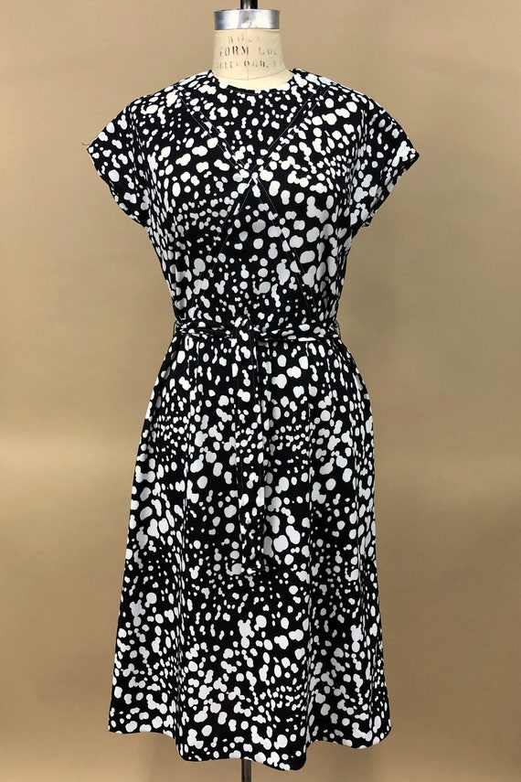 1960s Abstract Spotted Polyester Midi Dress, 60s … - image 2