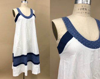 Vintage 1970s White & Blue Cotton Summer Dress, Lightweight Cotton Dress, Vintage Cottage Core, Prairie Western, Size XS, 32" Bust