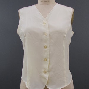 Vintage 1990s Savannah Ivory Silk Vest Top, Vintage Silk Blouse, 90s Everyday Blouse, Vintage Minimalism, Size Small image 2