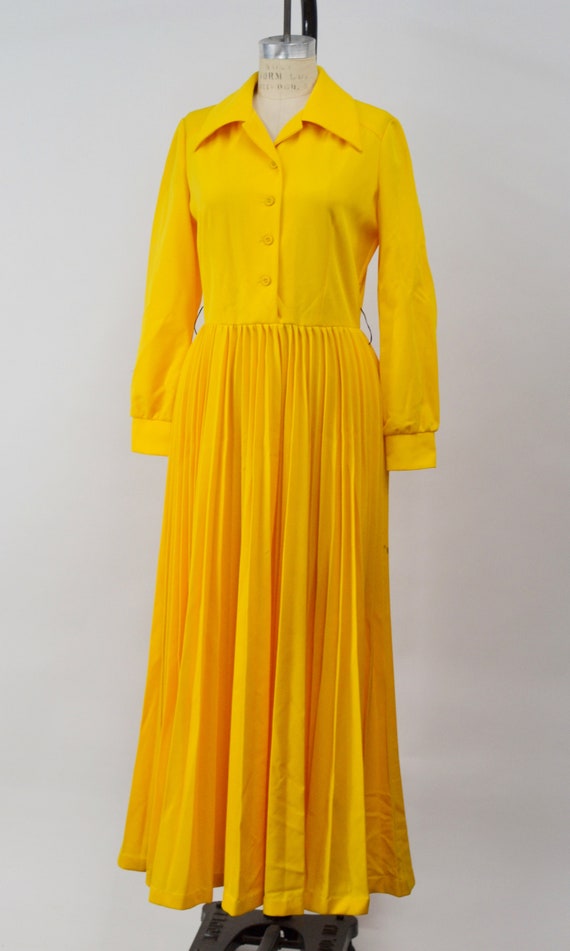 1970s Dark Yellow Pleated Maxi Dress, 70s Maxi Dress,… - Gem
