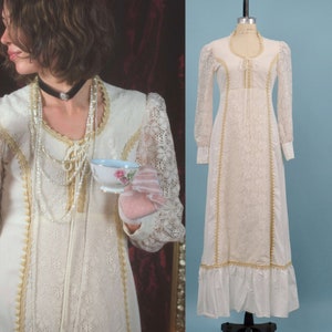Vintage 1970s Victorian Revival Lace Maxi Dress, Vintage Renaissance Dress, 70s Cottage Prairie, Vintage Romanticism, Size Medium