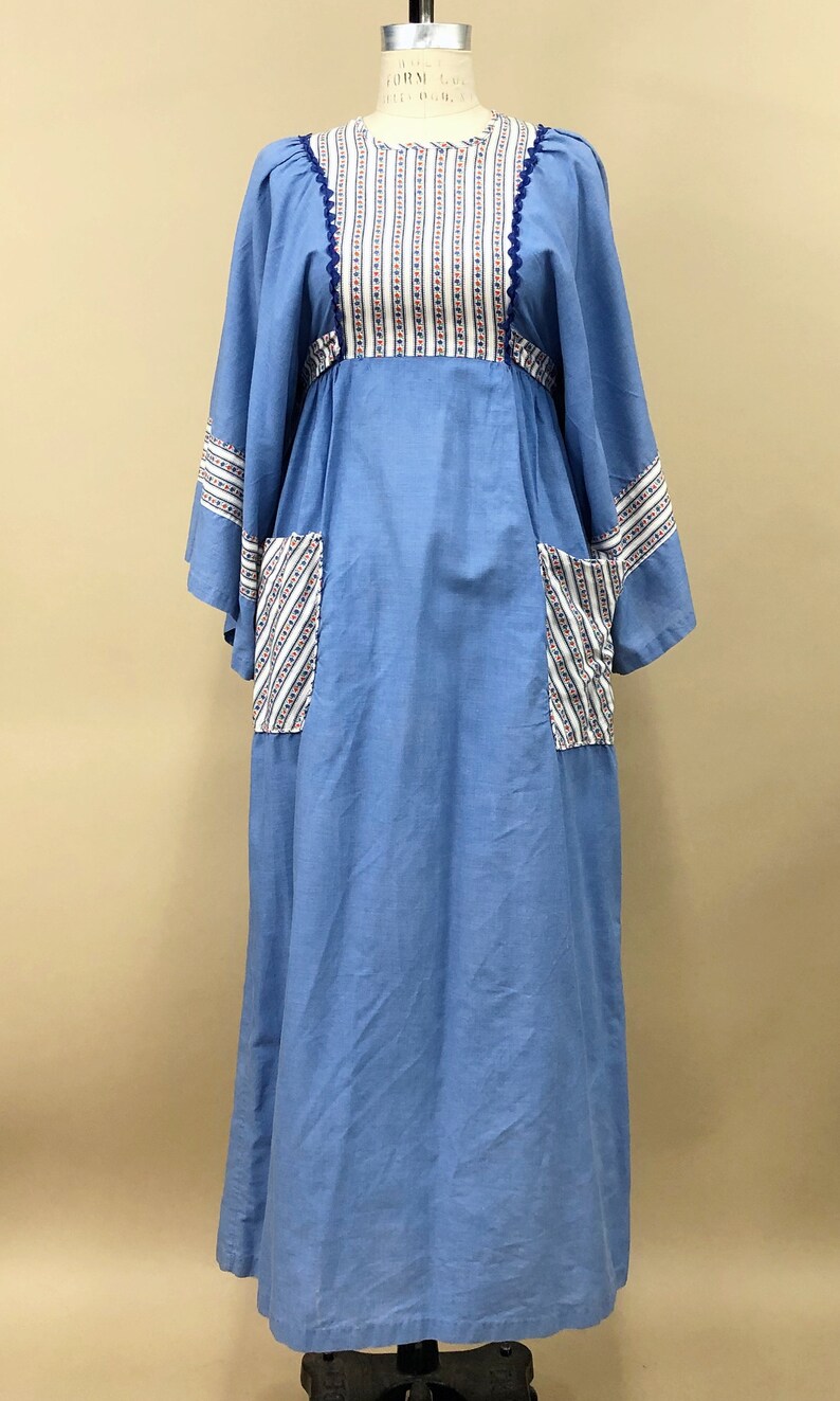 Vintage 1970s Cottage Style Maxi Dress w/ Bell Sleeves, 70s Bell Sleeves, Empire Waist Maxi, Lightweight Cotton, Boho Hippie, Size Medium image 2