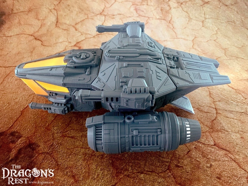 Dnd Standard Dragon Crest Star Cruiser Space Craft Ship Cargo Dragon's ...
