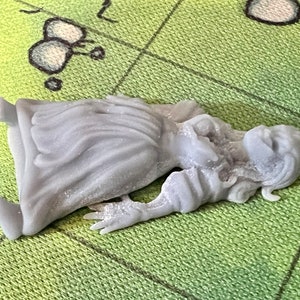 dnd Corpse Female Resin Miniature Plague Victim Dead Body Person NPC Tabletop RPG Pathfinder D&D Dungeons and Dragons