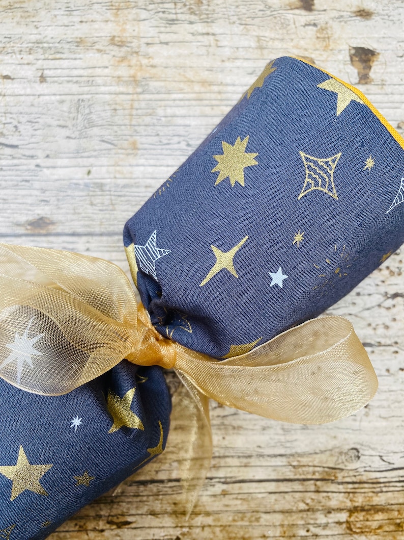 Deluxe Reusable Christmas Crackers, Reusable, Pullable, Eco friendly Christmas, Christmas table, Zero waste, refillable Gold Star Grey