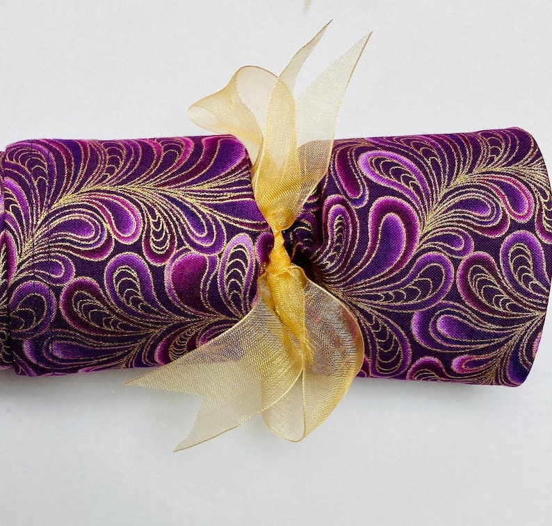 Deluxe Reusable Christmas Crackers, Reusable, Pullable, Eco friendly Christmas, Zero Waste, Christmas Table refillable Purple Haze