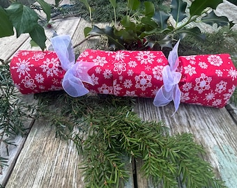 Handmade Reusable Christmas Crackers: Eco-Friendly, Refillable Table Decor