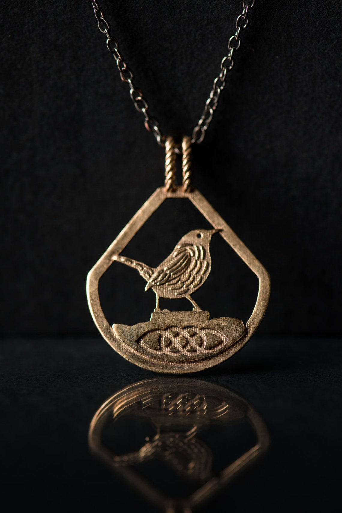 Irish Wren Necklace / Wren Bird Necklace / Zodiac Necklace/ Celtic 