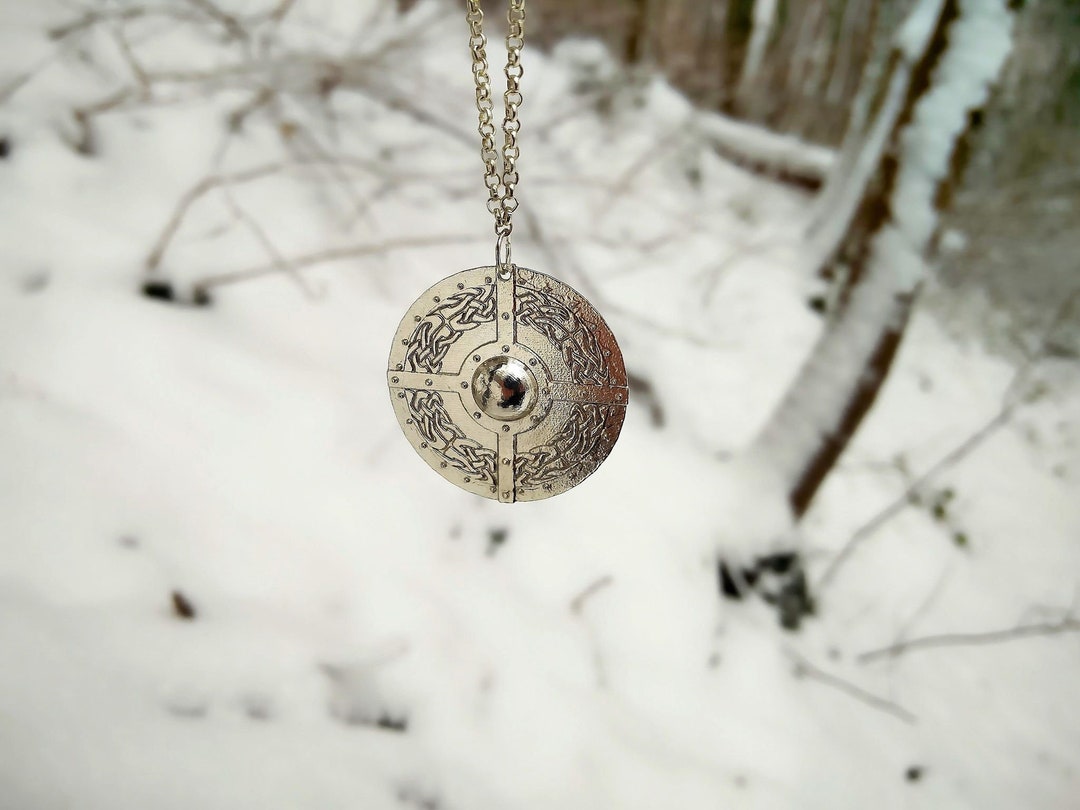 Celtic Shield Pendant, Viking Shield, Viking Jewelry, Game of Thrones, Vikings,Norse Pendant, Silver Pendant, gift ideas, Viking Pendant