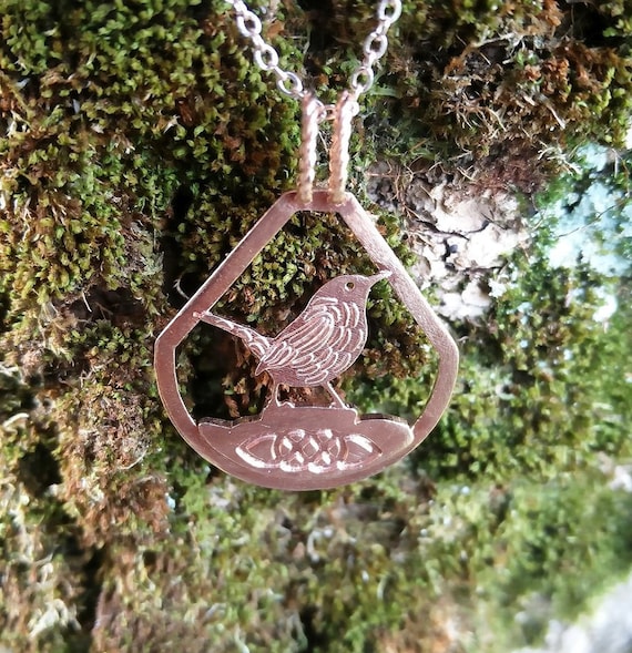 Wren necklace shop