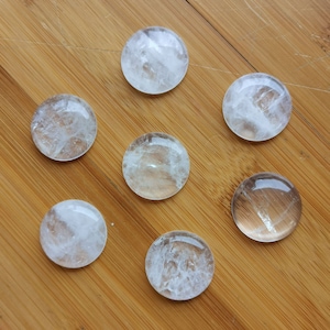 Cabochão CAB de 25 mm de quartzo redondo transparente branco natural com pedras preciosas de fundo plano