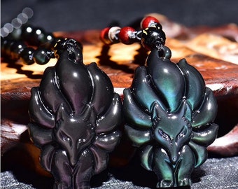 Pingente de Raposa Obsidiana Arco-Íris Esculpida Natural de 45 mm com nove caudas (somente pingente)