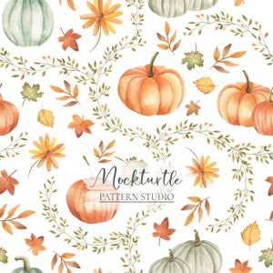 Pode incluir: Um padrão sem costura com ilustrações de aquarela de abóboras, folhas e flores. As abóboras são laranja e verde, as folhas são de vários tons de marrom e verde, e as flores são amarelas. O padrão é perfeito para projetos com tema de outono.