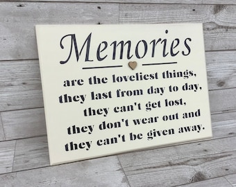 Wooden memories sign,making memories,memories quote,live life,life quotes,happy days,beautiful memories,home decor,wood plaque,family,friend