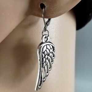 Single silver Wing, Angel wing dangle, single men wing, silver wing, symbol wing, Men accessory, men wing dangle, protection wing