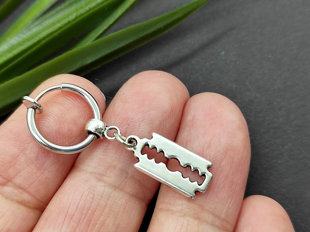 Razor Blade Clip-on Marilyn Manson Goth Razor Clip-on Non Pierced ...