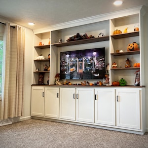 CUSTOM Plymouth Entertainment Center Wall Unit Storage Display Cabinet imagem 1