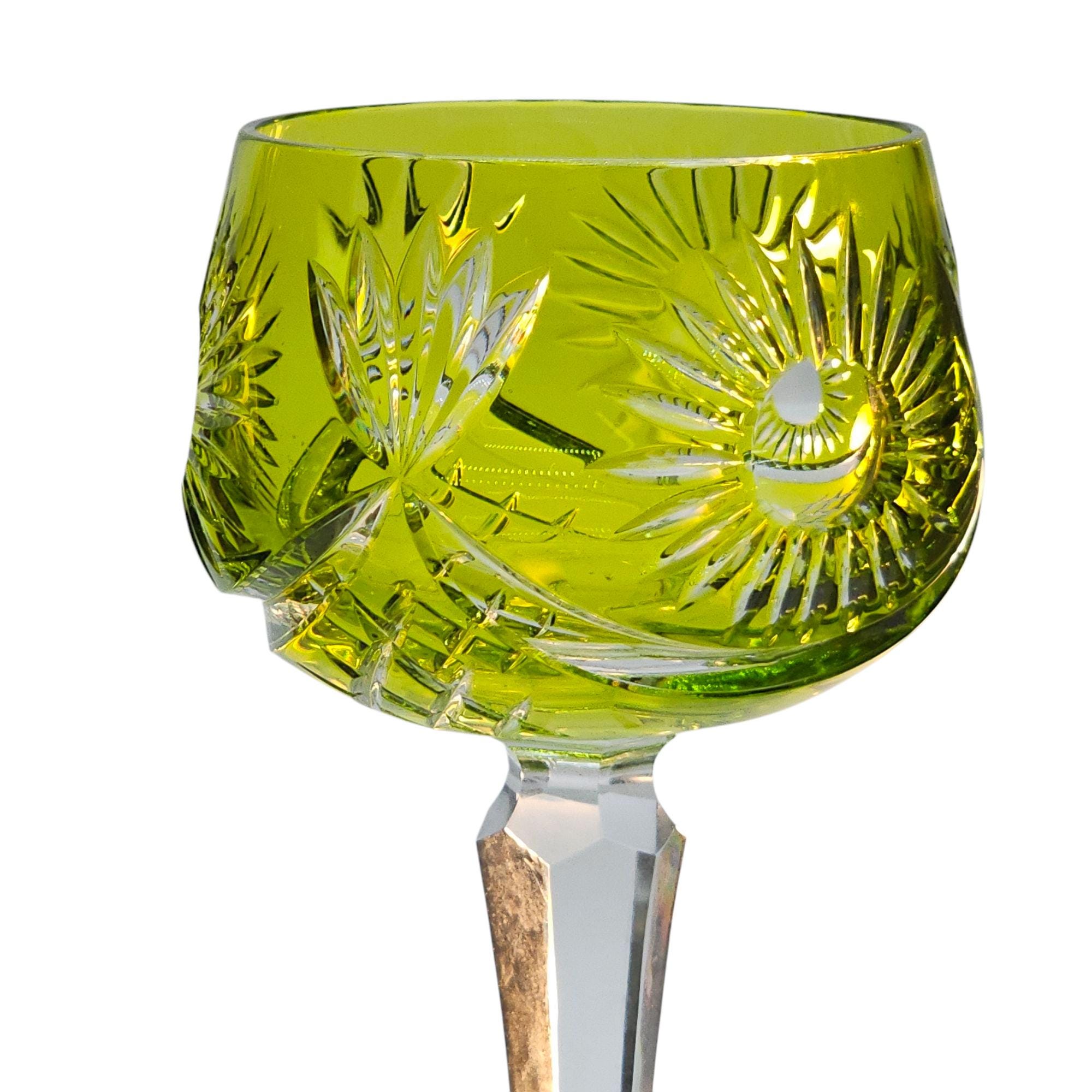 ワイングラス　ボヘミアン　グリーン ボヘミア「グラヴィール装飾 グリーン ワイングラス 高さ20cm